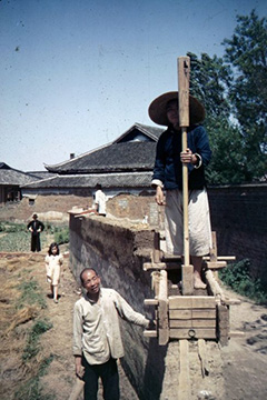 福建客家土樓夯土墻技藝與文化意義